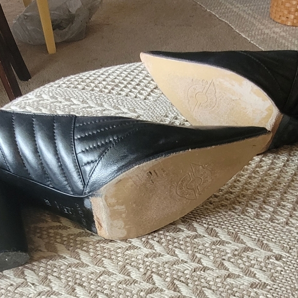 Donald Pliner Black Quilted Leather Pointed Toe Block Heel Pumps Size 8M - Picture 7 of 10